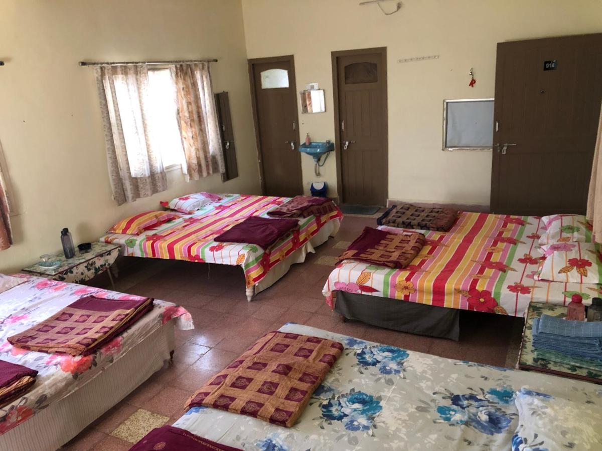 Rukmavati Guest House Mundra Екстер'єр фото